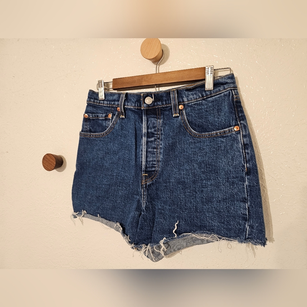 Levi's Women's Ribcage Denim Shorts